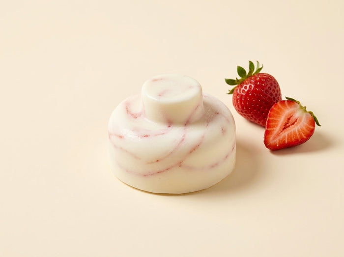 Strawberry swirl pop frozen pop